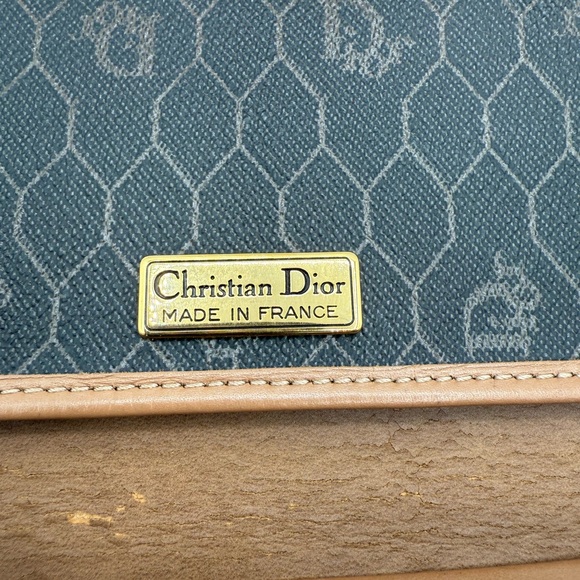 Christian Dior vintage honeycomb shoulder bag…🔥🔥 - Picture 13 of 15